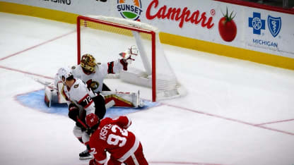 憑藉穩定的 憑藉穩定的