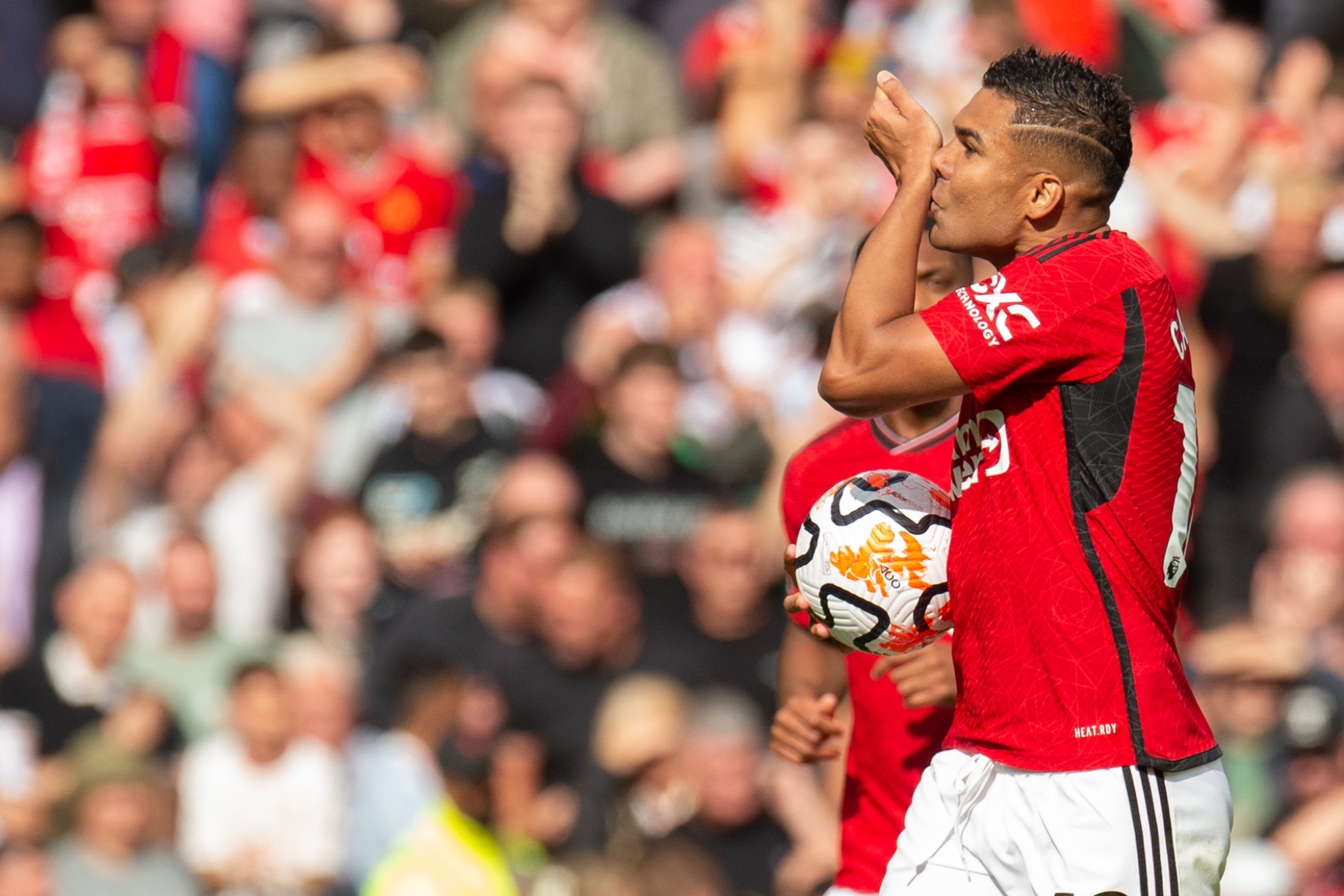 随着年轻球 随着年轻球