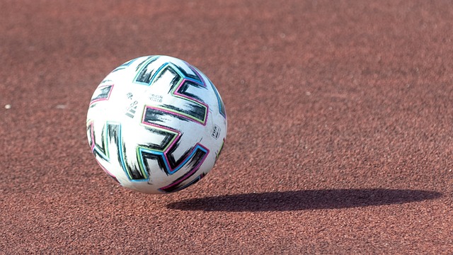 用了六周时 用了六周时